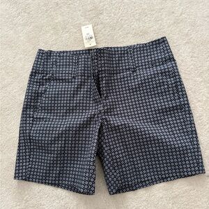 BRAND NEW! Ann Taylor women’s Geometric Patterned Shorts